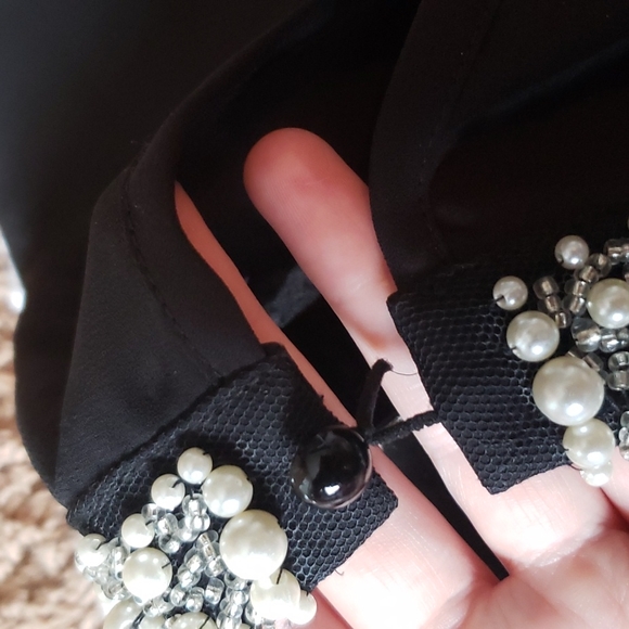 Embezzled collar with pearls black small blouse - Picture 9 of 9